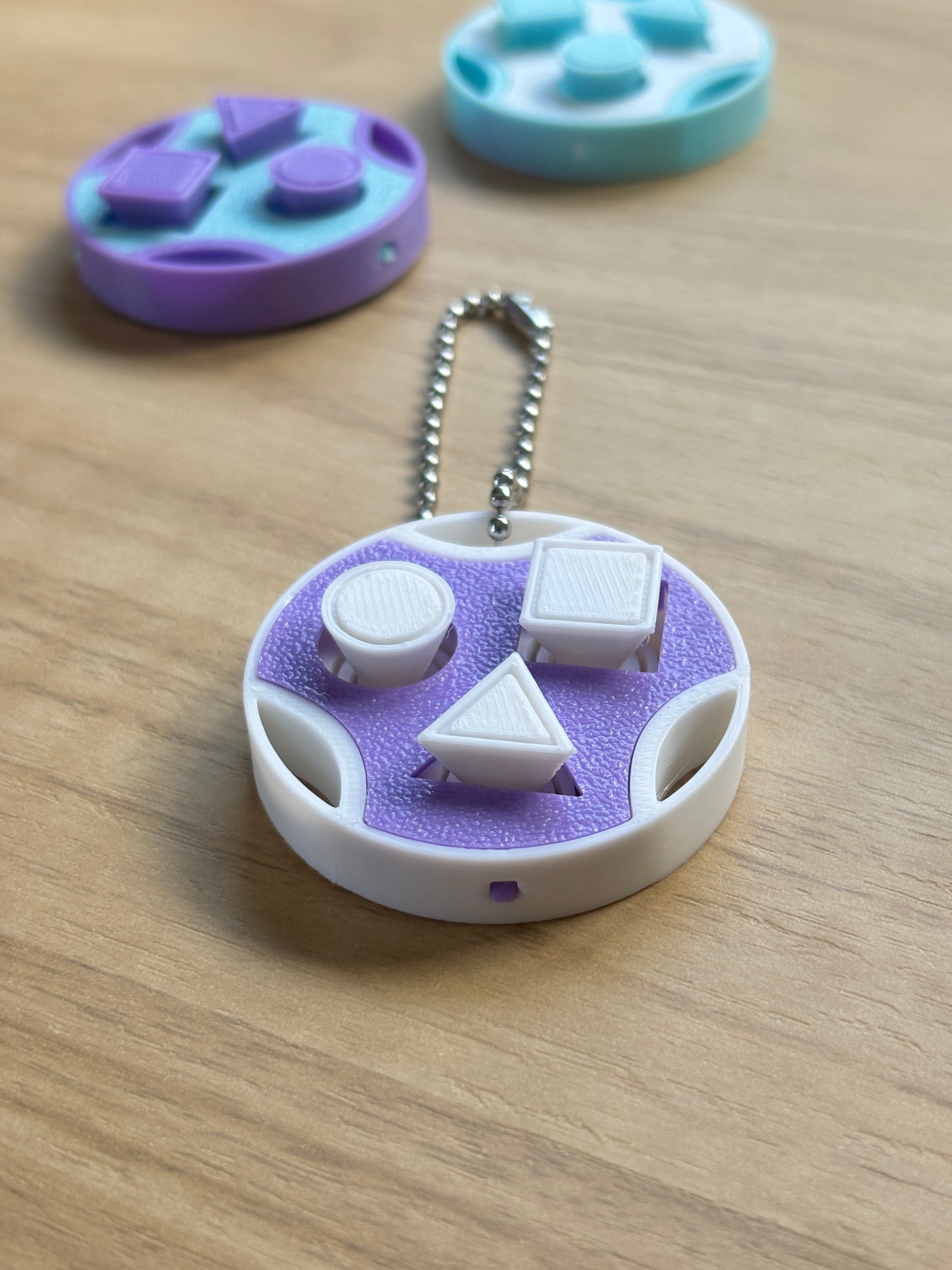TRIOLO Geometric Fidget Keychain