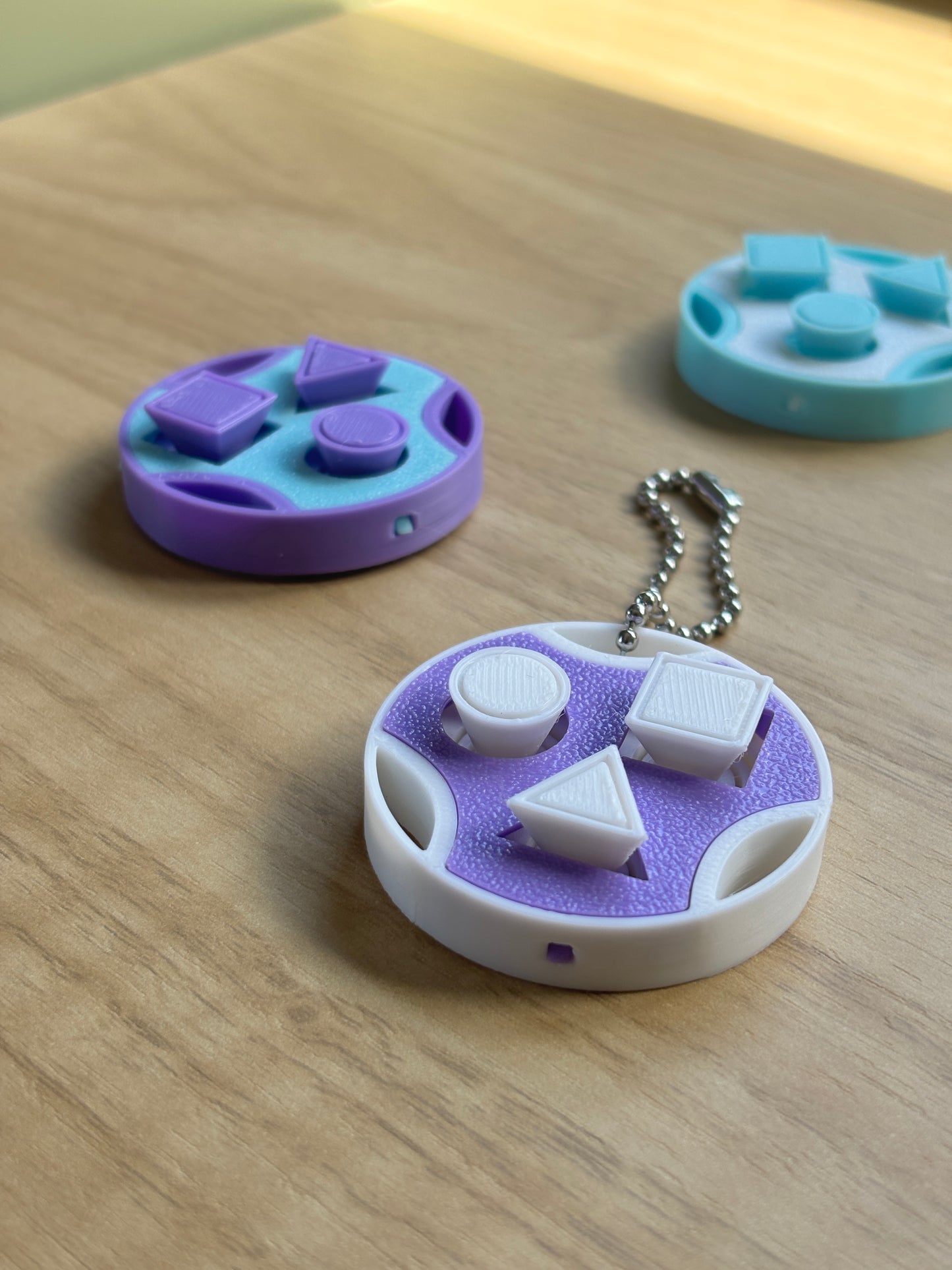TRIOLO Geometric Fidget Keychain