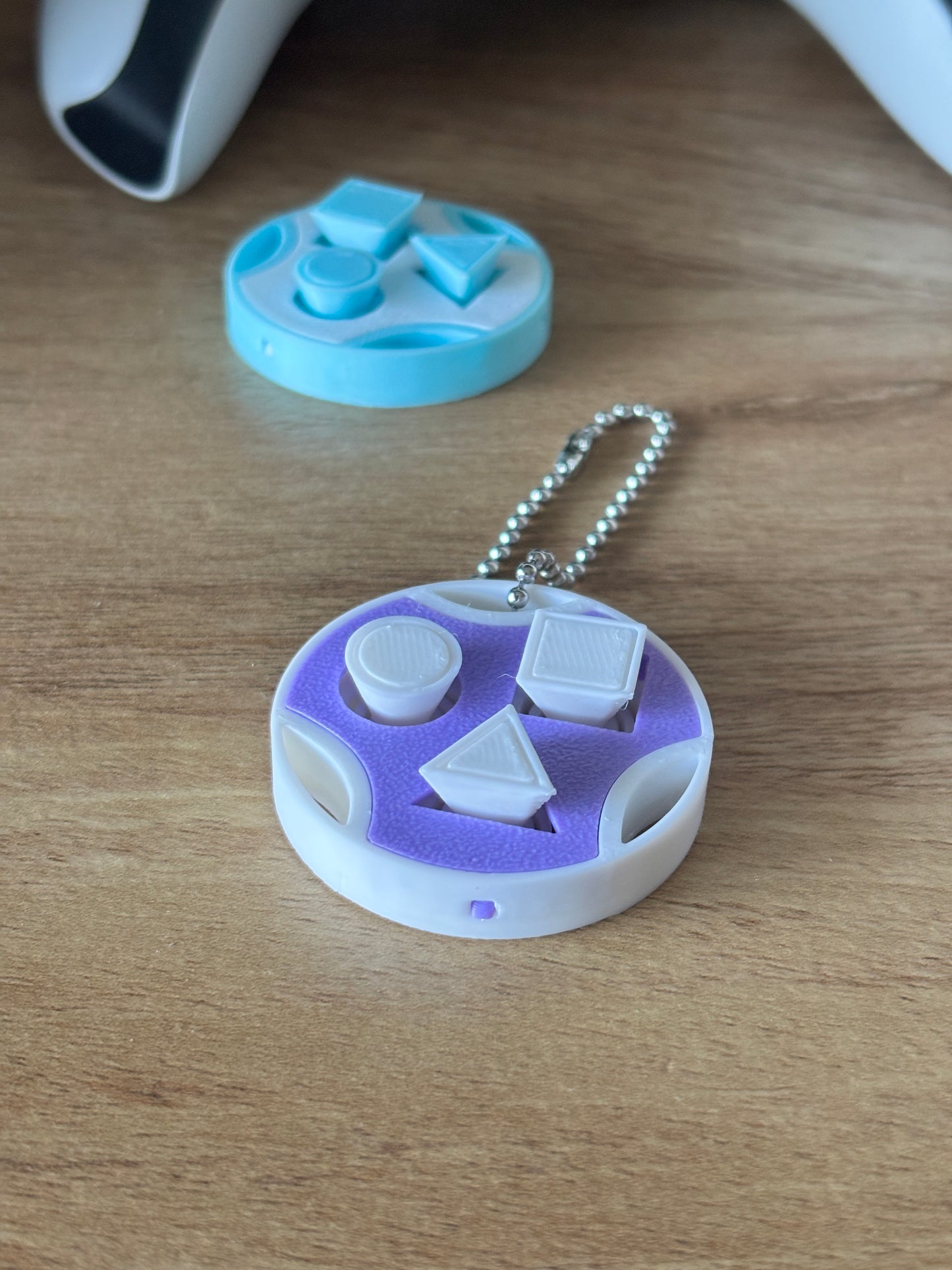 TRIOLO Geometric Fidget Keychain